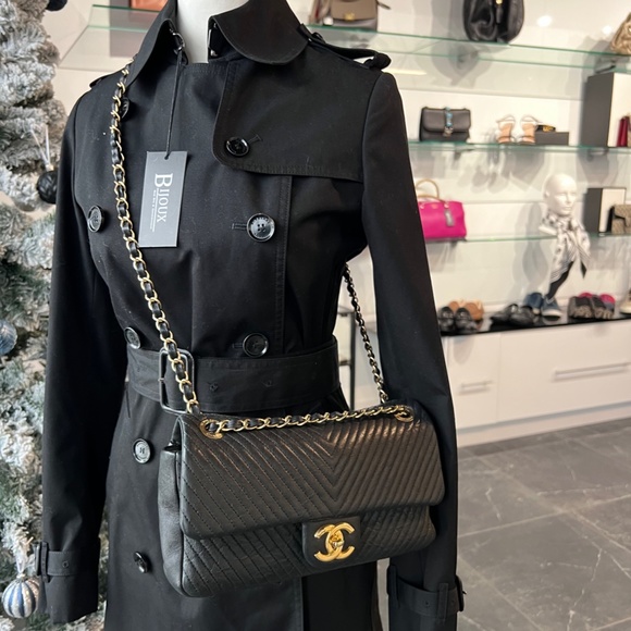 Chanel Goatskin Chevron Medium Single Flap - Picture 12 of 12